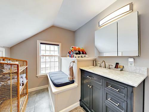 23 Shore Road Extension Home