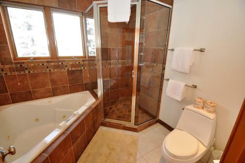 Spacious And Beautiful Home In East Vail