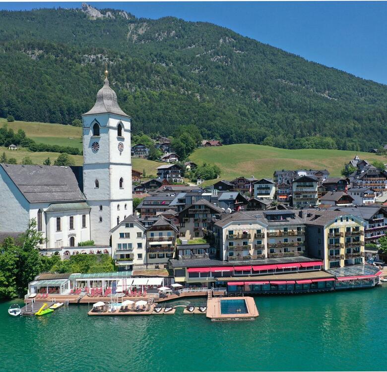 Hotel Romantik Im Weissen Roessl(.)