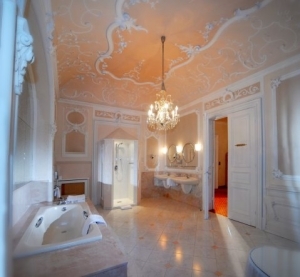 Hotel Bristol