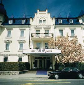Hotel NH Carlton