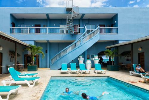 Hotel Parrot Cove Lodge