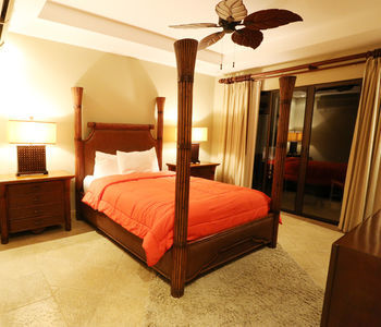 Shana Hotel & Residence