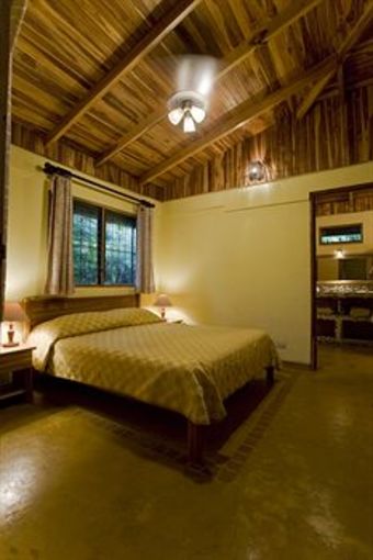 Hotel Tropico Latino