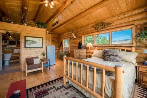 Posada Yellowstone Cutthroat Guest Ranch