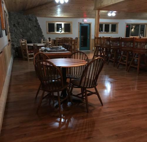 Posada Yellowstone Cutthroat Guest Ranch