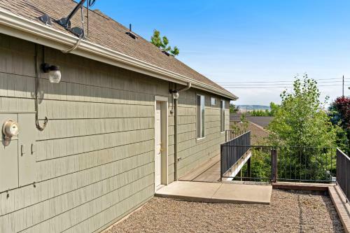 Scenic View Retreat