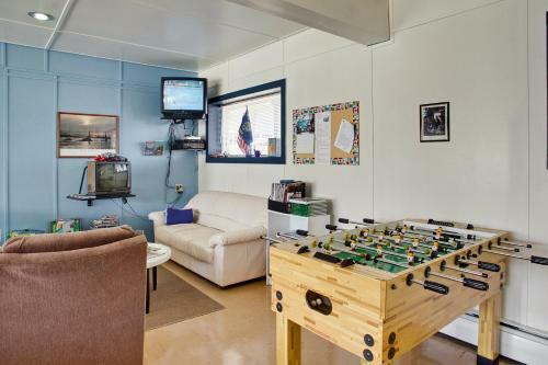 Oleg Potts Beach House
