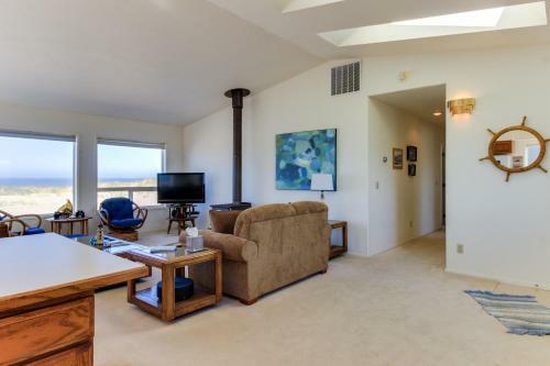 Oleg Potts Beach House