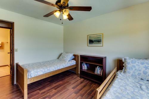 Bay Bridge Beach House