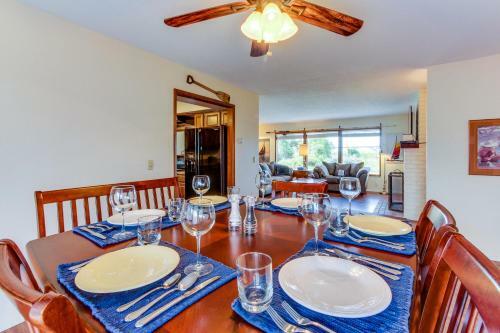 Bay Bridge Beach House