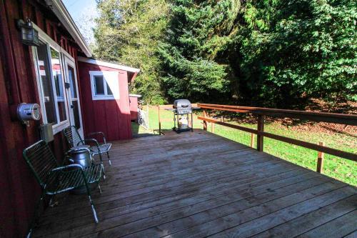 Alsea River Fishing Cabin