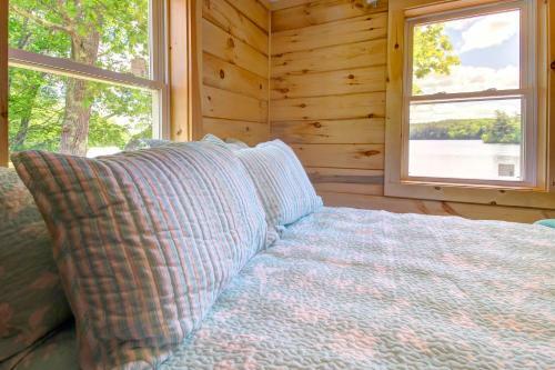 Damariscotta Lakefront Retreat