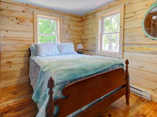 Damariscotta Lakefront Retreat