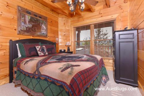 Poolside Retreat #221 - Two Bedroom Cabin