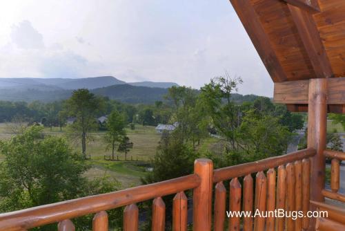 Poolside Retreat #221 - Two Bedroom Cabin