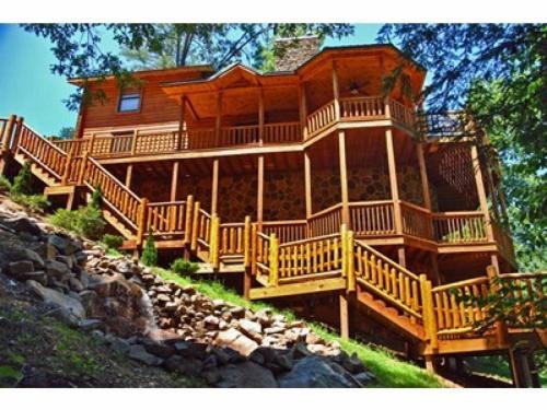 Mystic Falls Lodge