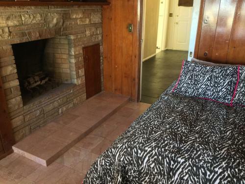 Three Bedroom Villa In Bel Air