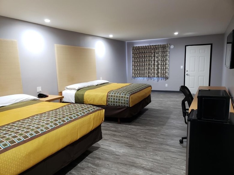 Motel Regal Inn