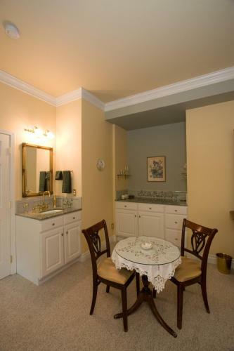Idahome Bed And Breakfast