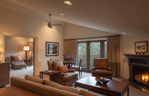 Hotel Knob Hill Inn