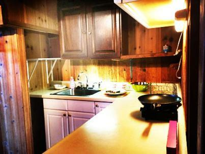 Hostal The Aeolian Residence