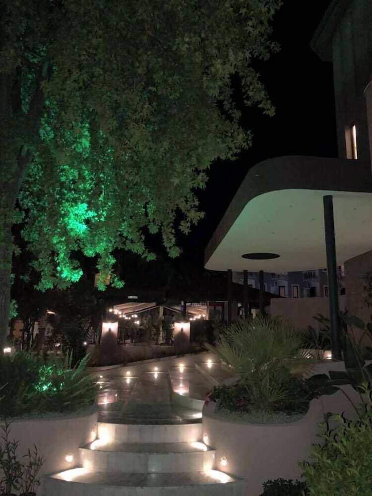 Hotel Mendos Garden Exclusive