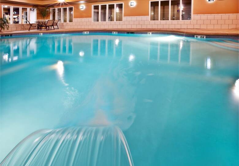 Holiday Inn Express Hotel & Suites Crawfordsville