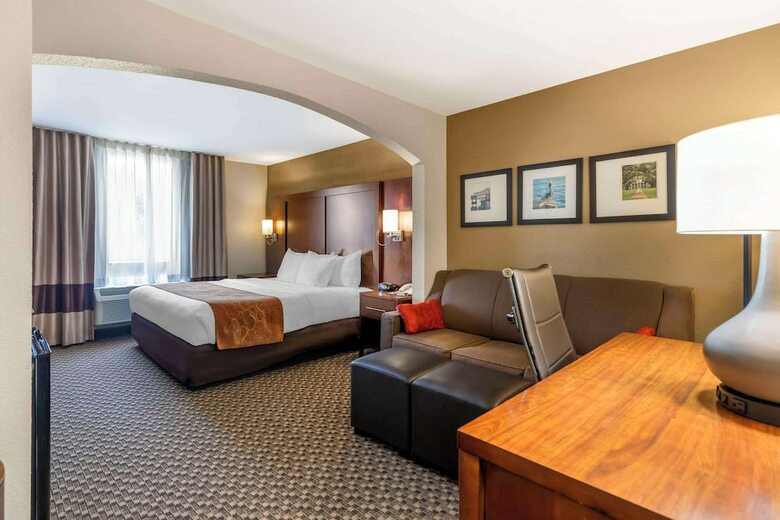 Hotel Comfort Suites Port Allen