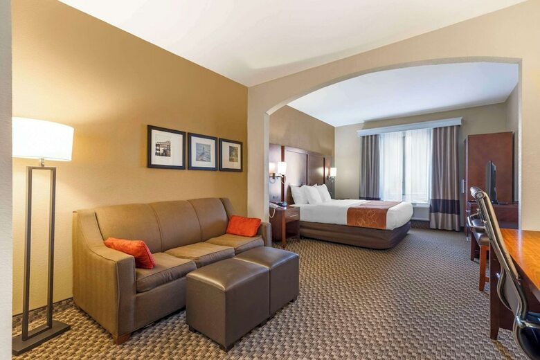 Hotel Comfort Suites Port Allen