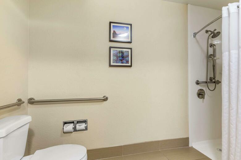 Hotel Quality Inn And Suites Surprise