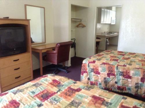 Motel American Inn & Suites