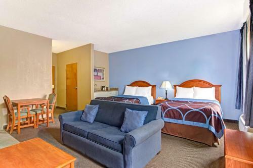 Hotel Super 8 Smithfield