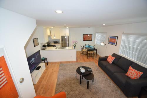Abbot Kinney Villa