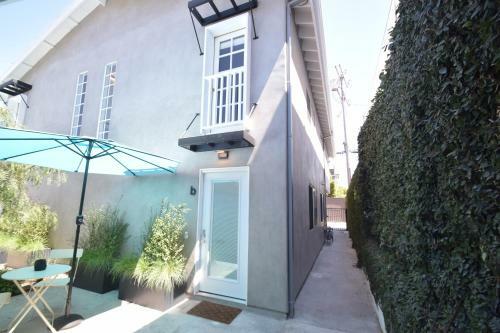 Abbot Kinney Villa