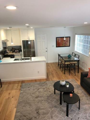 Abbot Kinney Villa