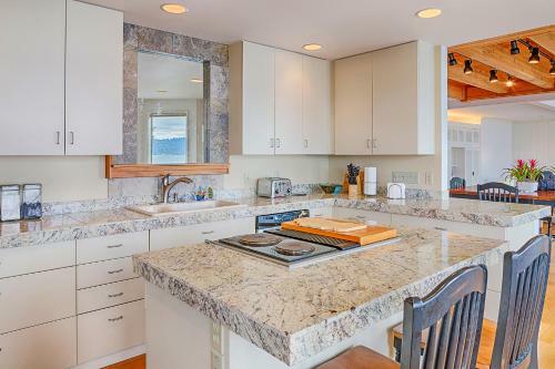 Four Stone Beach House