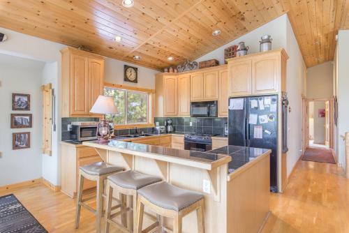 Haworth, Single Family At Truckeee