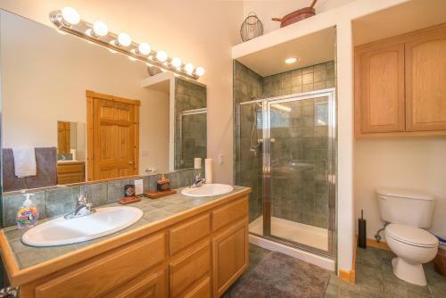 Haworth, Single Family At Truckeee