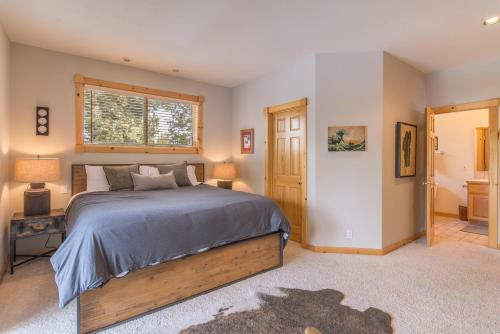 Haworth, Single Family At Truckeee