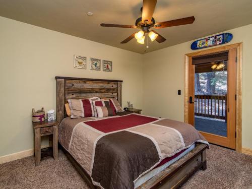 16423 Northwoods Blvd House