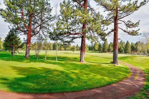 Truckee Meadows Golf Course Vacation Home - 3br/2.5ba