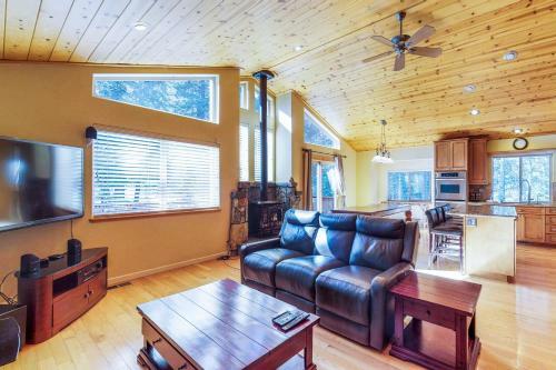 Classic Mountain Comfort