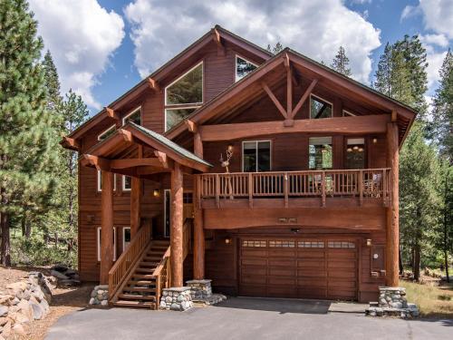 11454 Chalet Rd Home