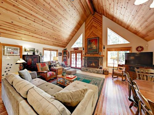 12630 Bernese Lane Home