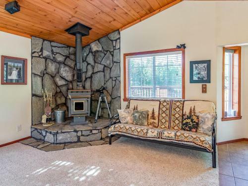 14029 Northwoods Blvd Home