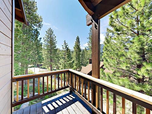 Mountain Views At Northstar Townhouse