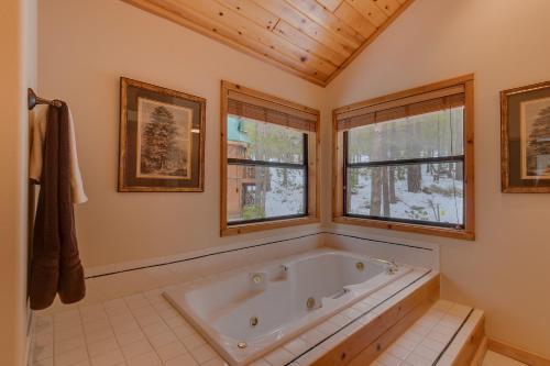 Bear's Lair At Tahoe Donner