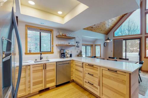 Tahoe Truckee Basecamp
