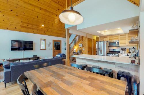 Tahoe Truckee Basecamp
